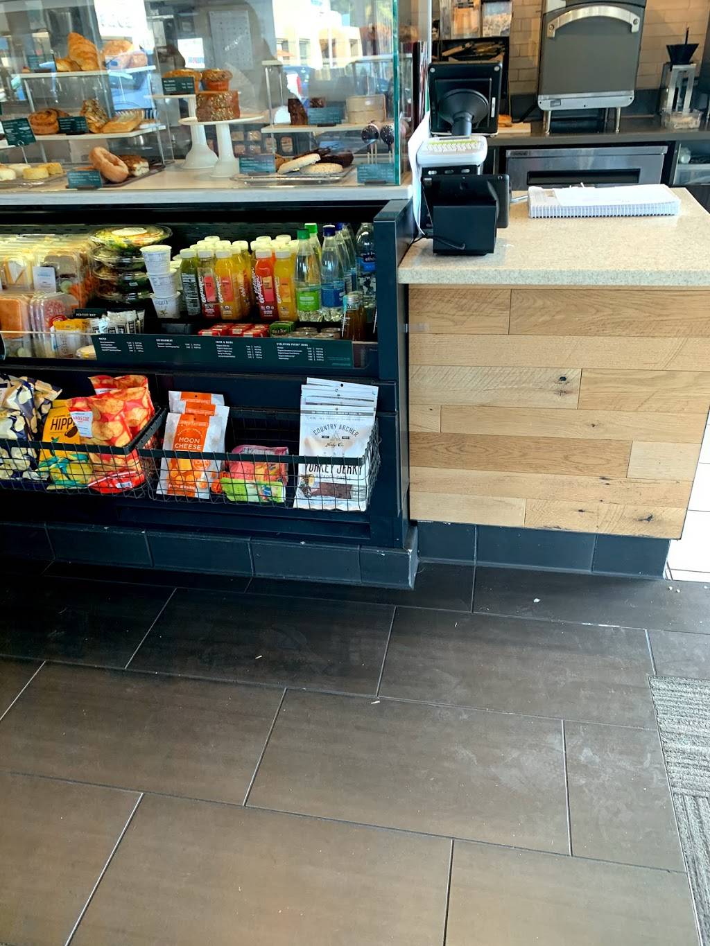 Starbucks | cafe | 1170 W Baker St, Costa Mesa, CA 92626, USA | 7147082856 OR +1 714-708-2856