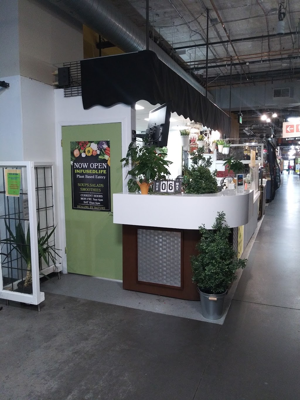 Infusedlife Plant Based Emporium | restaurant | 3800 S 28th Ave, Minneapolis, MN 55406, USA | 6122087302 OR +1 612-208-7302