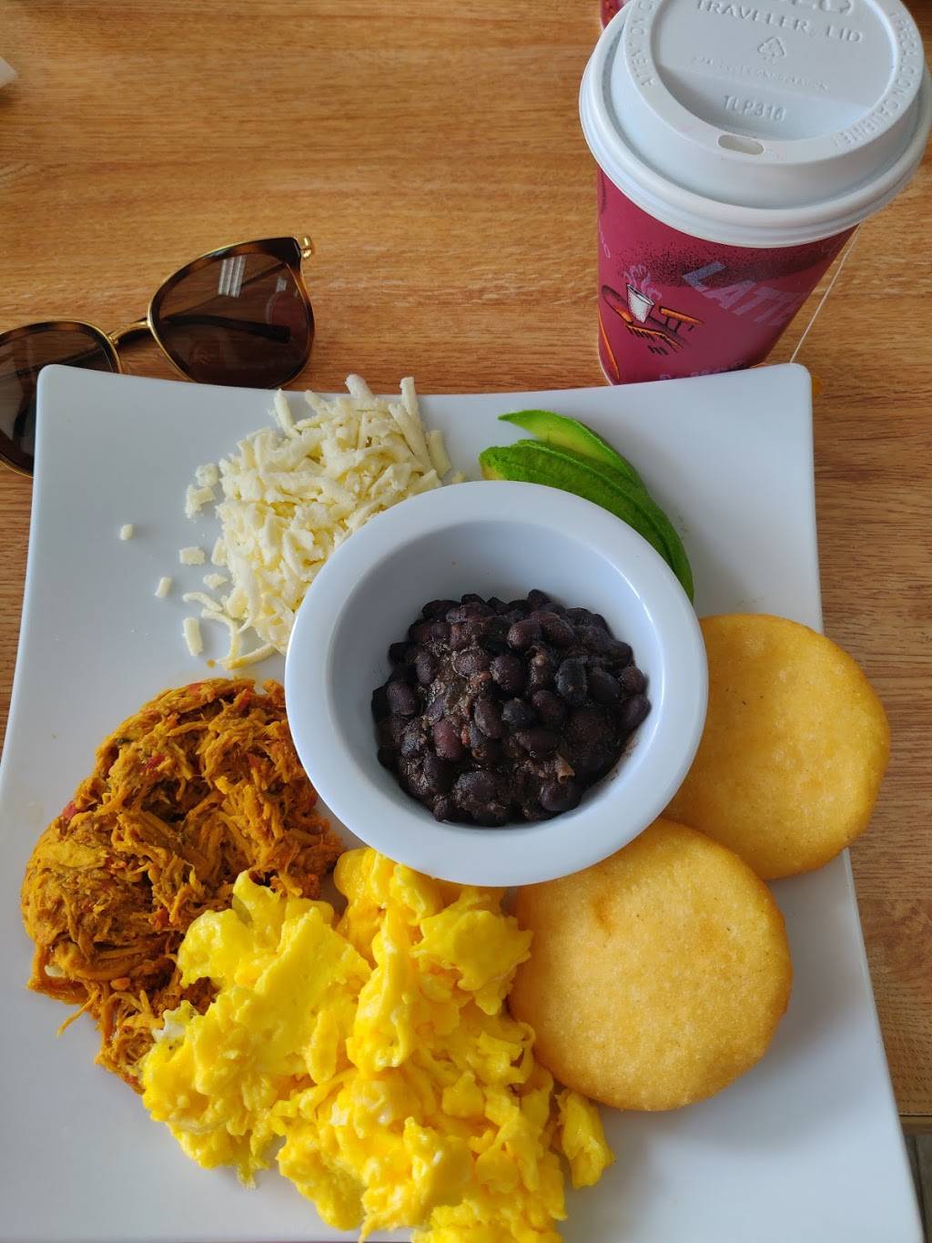 Don Pan Miami Beach Bakery & Coffee | bakery | 6772 Collins Ave, Miami Beach, FL 33141, USA | 3057638865 OR +1 305-763-8865