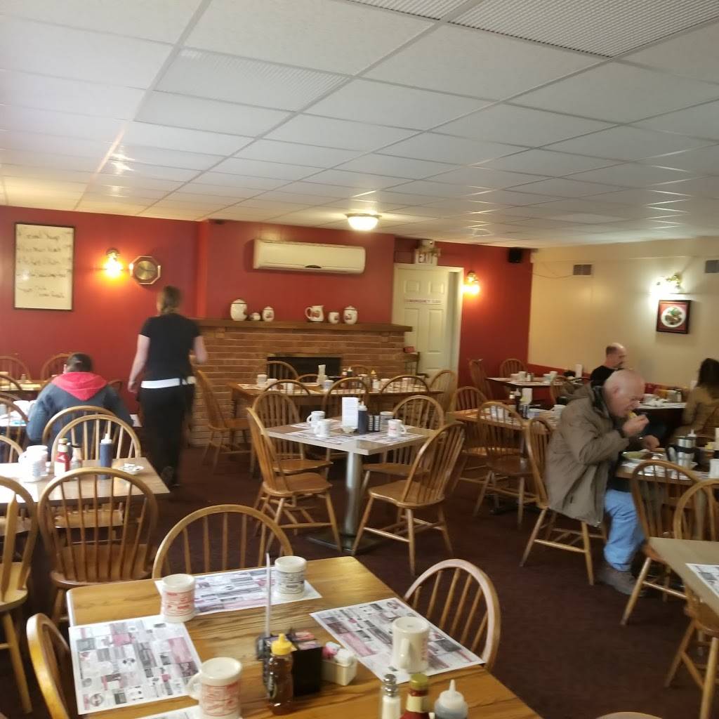 Mar Jos West | restaurant | 325 N Grand St, Schoolcraft, MI 49087, USA | 2696795422 OR +1 269-679-5422