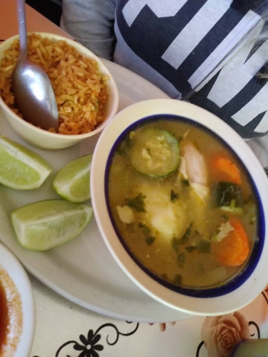 Flor De Chiapas | restaurant | 1045 Bandera Rd, San Antonio, TX 78228, USA | 2104328664 OR +1 210-432-8664