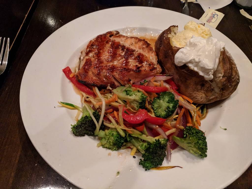 Nick & Jakes Overland Park | restaurant | 6830 W 135th St, Overland Park, KS 66223, USA | 9136818535 OR +1 913-681-8535