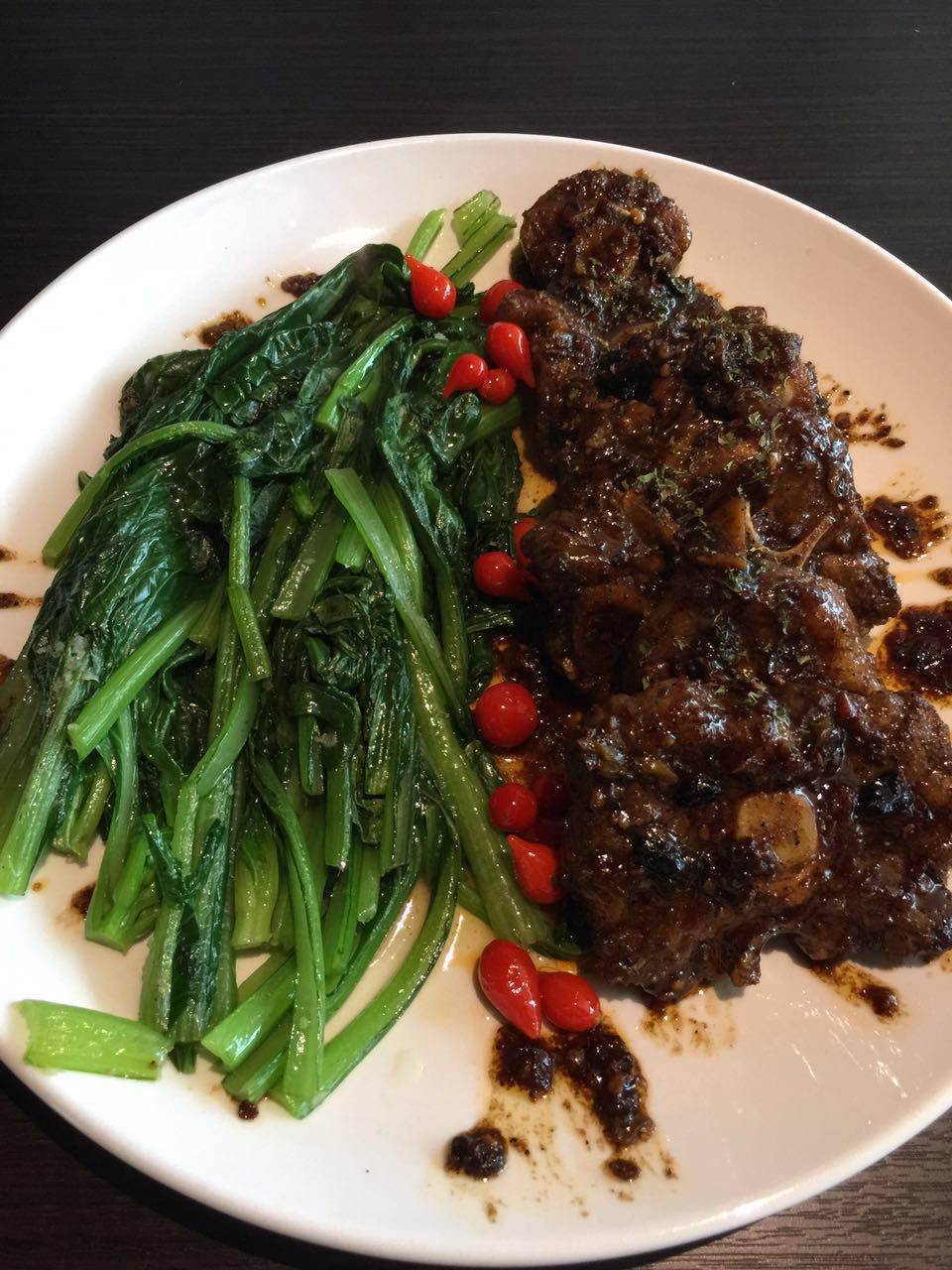 Eabyss | restaurant | 20201 US-441, High Springs, FL 32643, USA | 3864549757 OR +1 386-454-9757