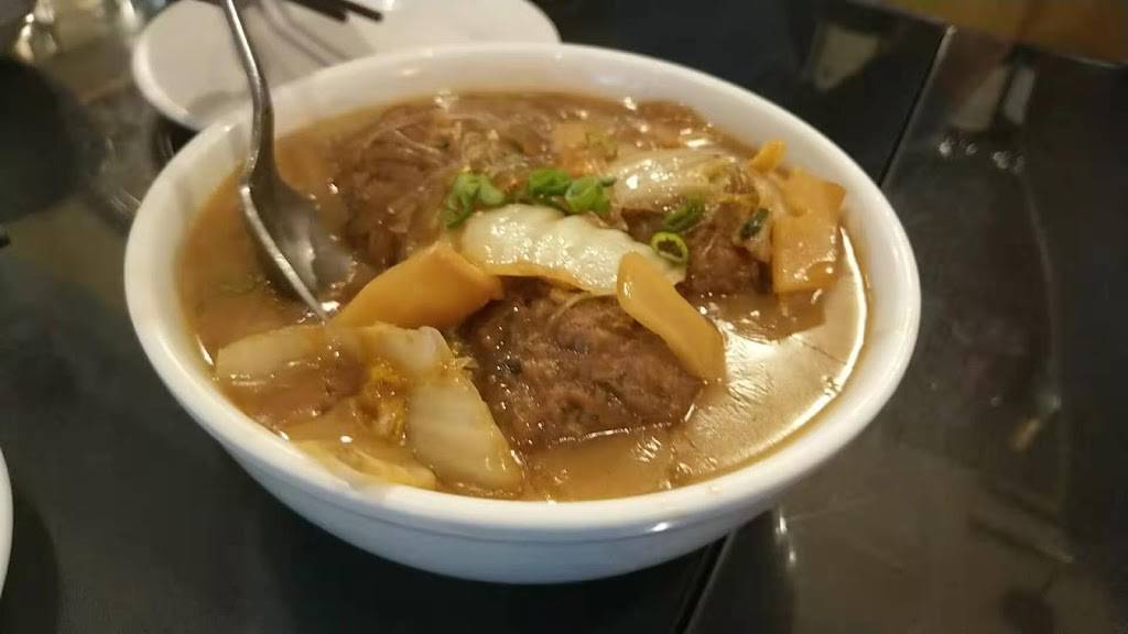 Magic Wok | restaurant | 6700 Conroy Rd #145, Orlando, FL 32835, USA | 4075228688 OR +1 407-522-8688