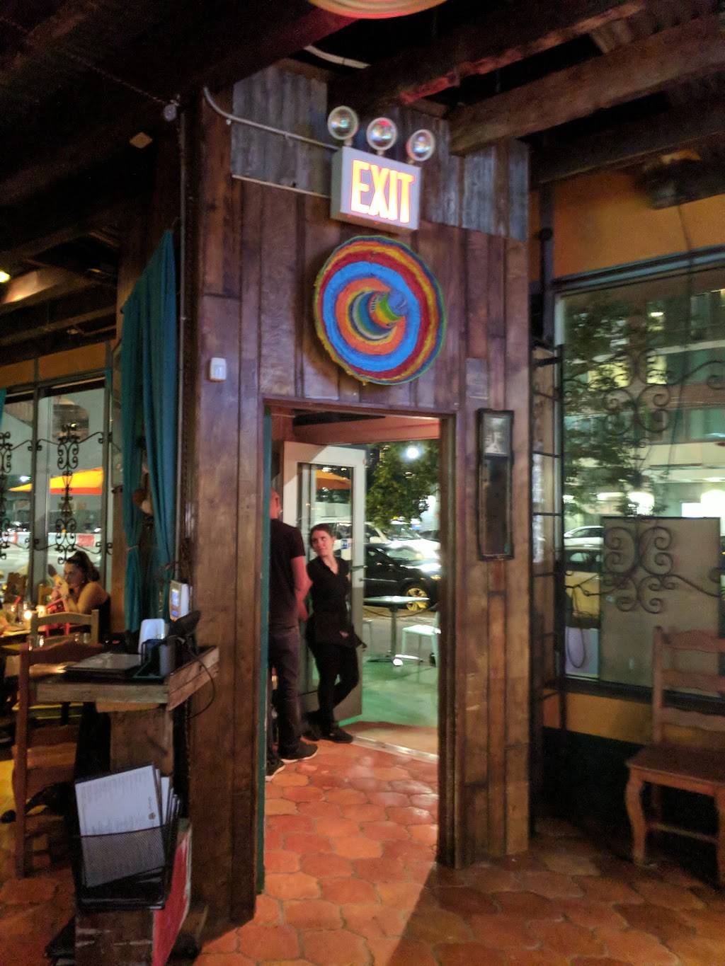 Skinnys Cantina | restaurant | 4705 Center Blvd, Long Island City, NY 11109, USA | 7187298300 OR +1 718-729-8300