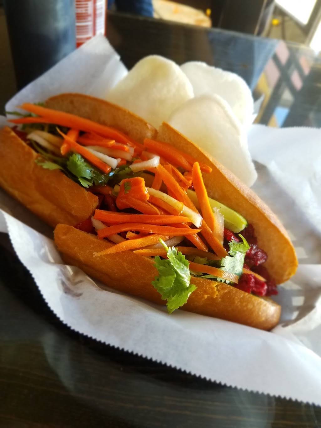 Bun Me | restaurant | 9420 Reseda Blvd #5, Northridge, CA 91324, USA | 8189930438 OR +1 818-993-0438