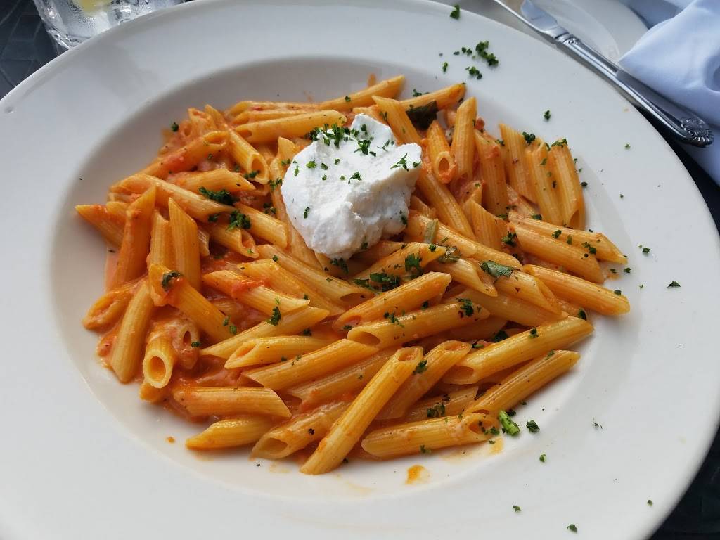 The Cheesecake Factory | restaurant | 2708 Potomac Mills Cir, Woodbridge, VA 22192, USA | 7034908155 OR +1 703-490-8155