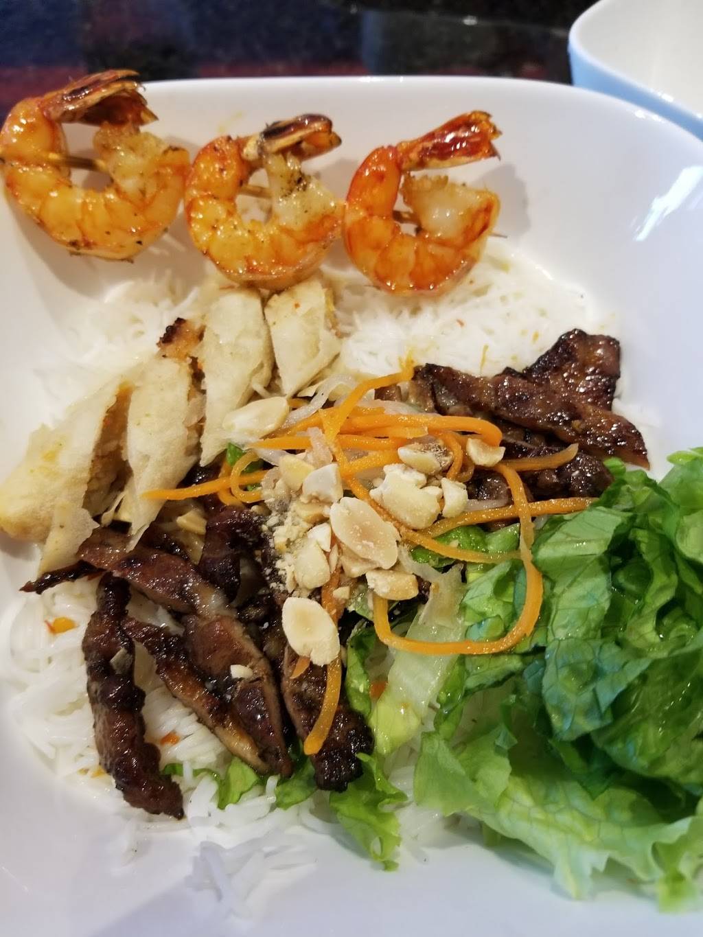 Tamarine by Quynh Nhi | restaurant | 118 Dundas St, London, ON N6A 1G1, Canada | 5196018276 OR +1 519-601-8276