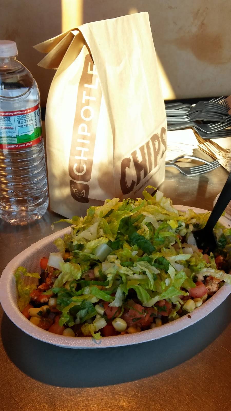Chipotle Mexican Grill | restaurant | 415 E, TX-281 Loop, Longview, TX 75605, USA | 9036637664 OR +1 903-663-7664