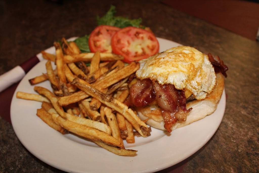 North End Bar & Grill | restaurant | 2692 Elmwood Ave, Kenmore, NY 14217, USA | 7168779000 OR +1 716-877-9000