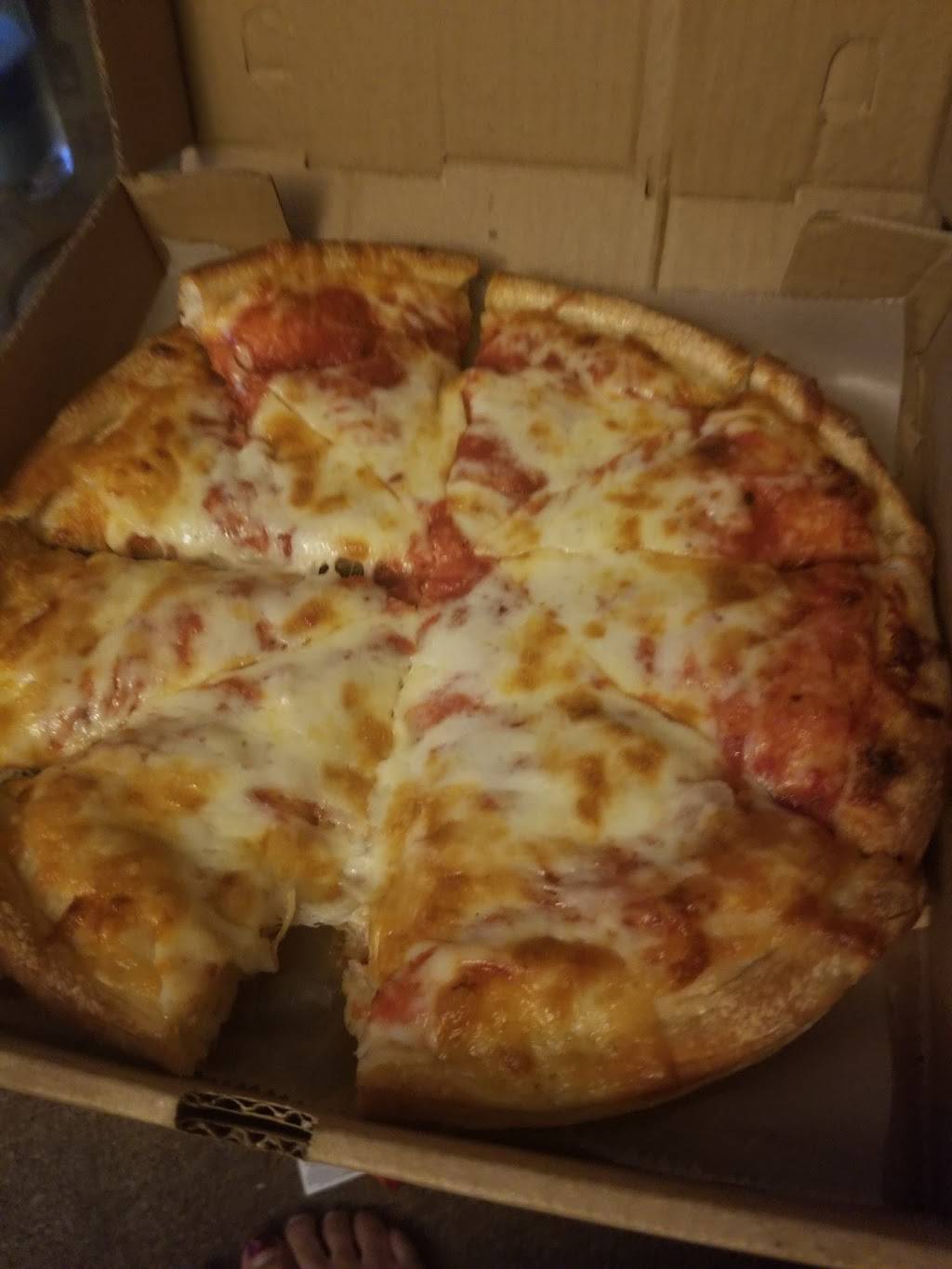 Sofias Pizza | restaurant | 100 Canterbury St, Worcester, MA 01603, USA | 5087562310 OR +1 508-756-2310