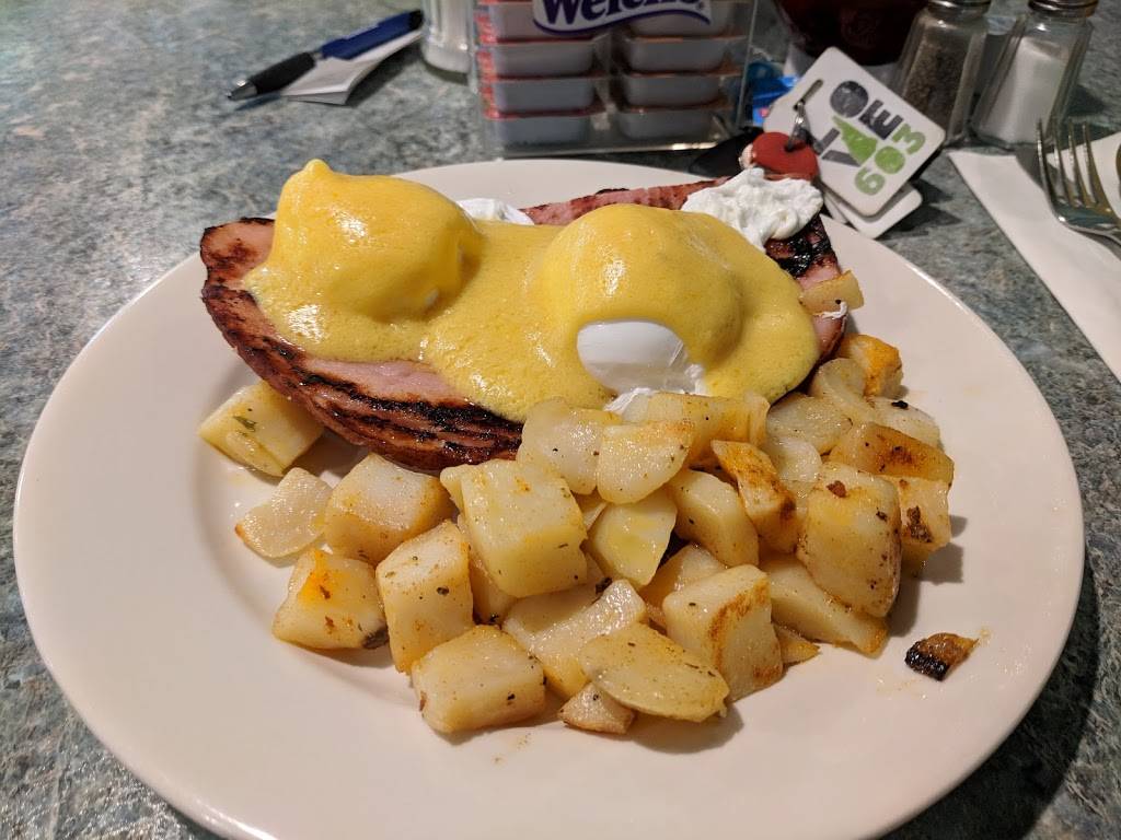 Charlies Homestyle Diner | restaurant | 600 Daniel Webster Hwy, Merrimack, NH 03054, USA | 6032625693 OR +1 603-262-5693