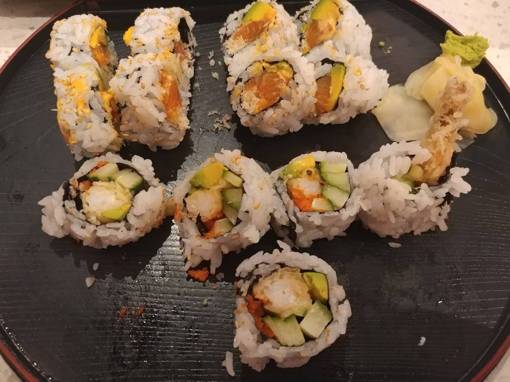 Chiba Sushi and Presotea Bubble Tea | restaurant | 3555 Don Mills Rd #5, North York, ON M2H 3N3, Canada | 4164928880 OR +1 416-492-8880