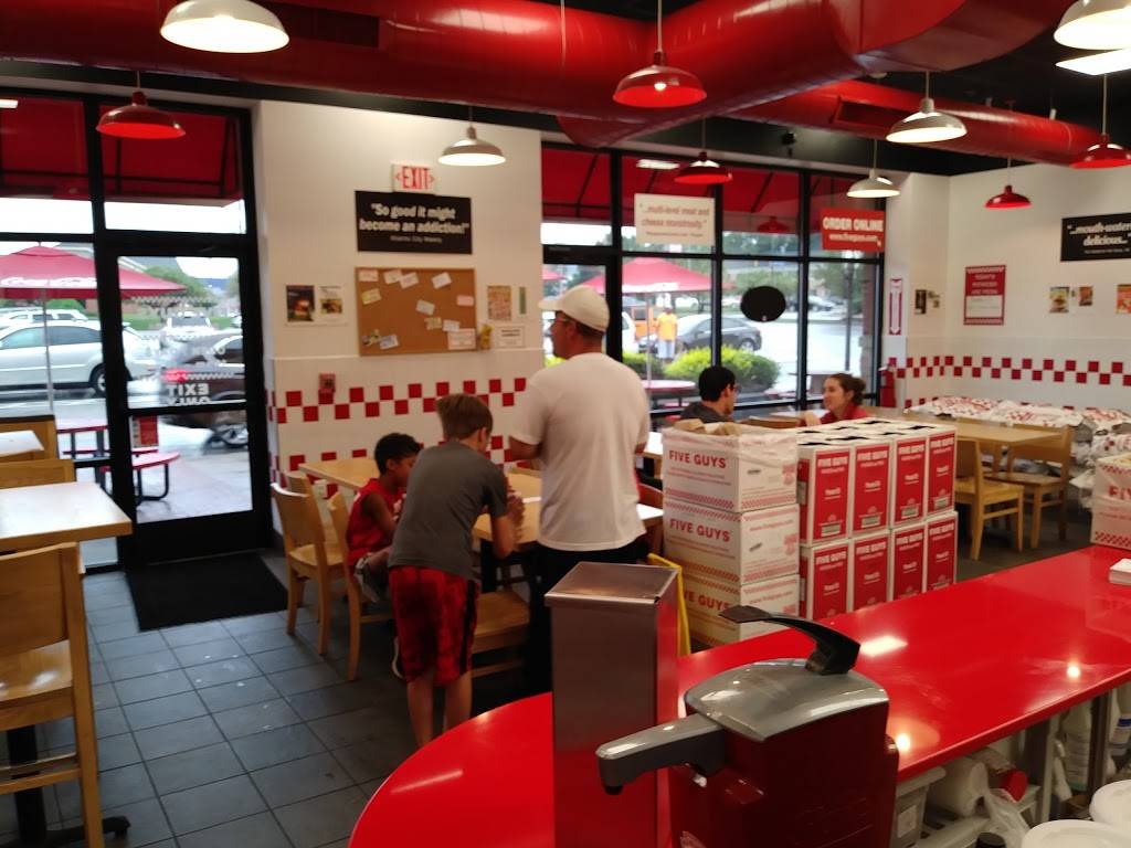 Five Guys | meal takeaway | 1029 Freeport Rd, Pittsburgh, PA 15238, USA | 4127815590 OR +1 412-781-5590