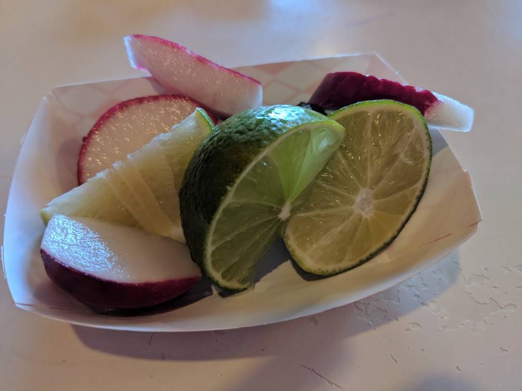 El Tapatito Fast Food | restaurant | 1721 N Broadway, Wichita, KS 67214, USA | 3162671008 OR +1 316-267-1008