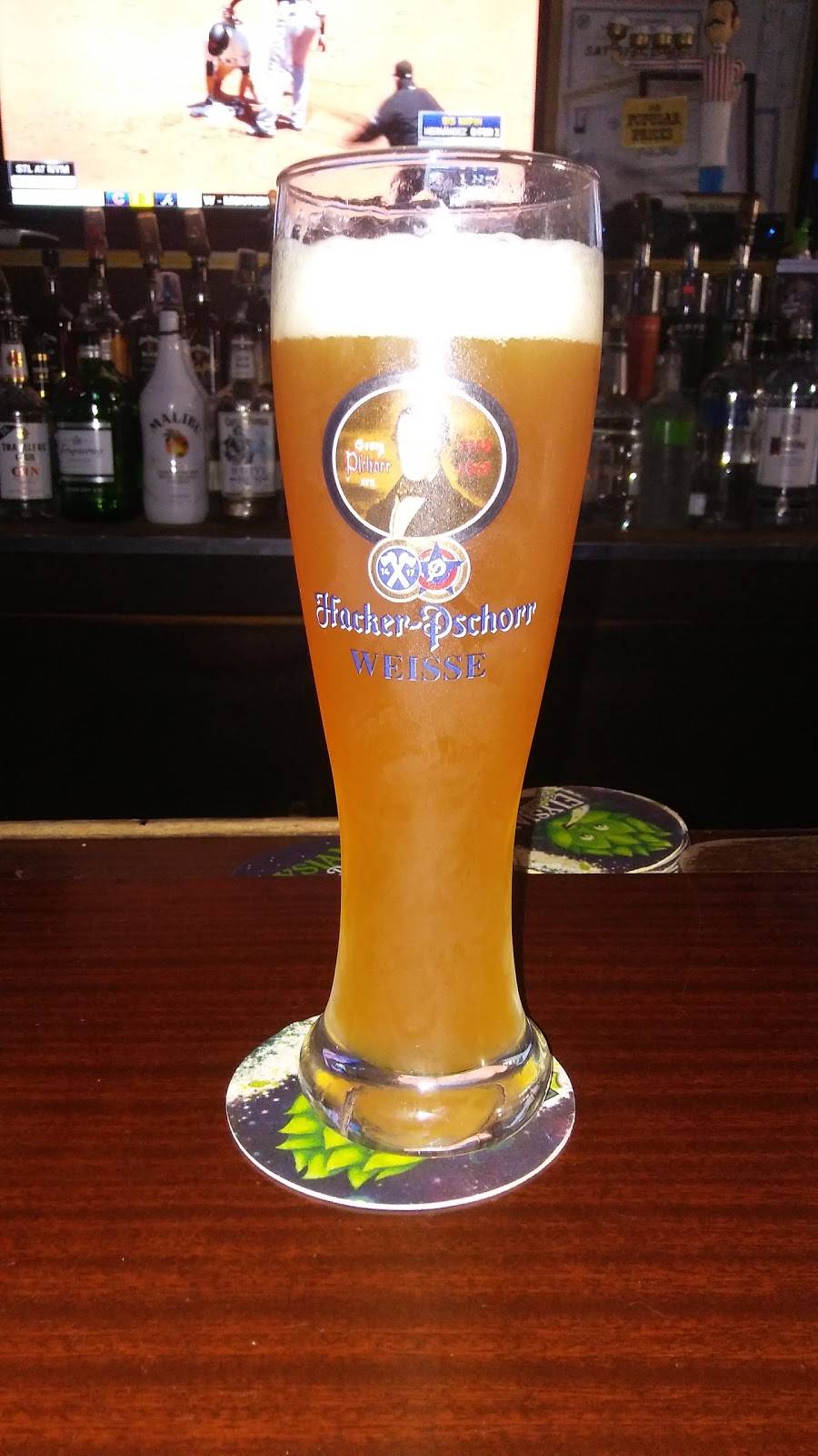 Rockys Bar & Grill | restaurant | 710 W Grand Ave, Rahway, NJ 07065, USA | 7325740044 OR +1 732-574-0044