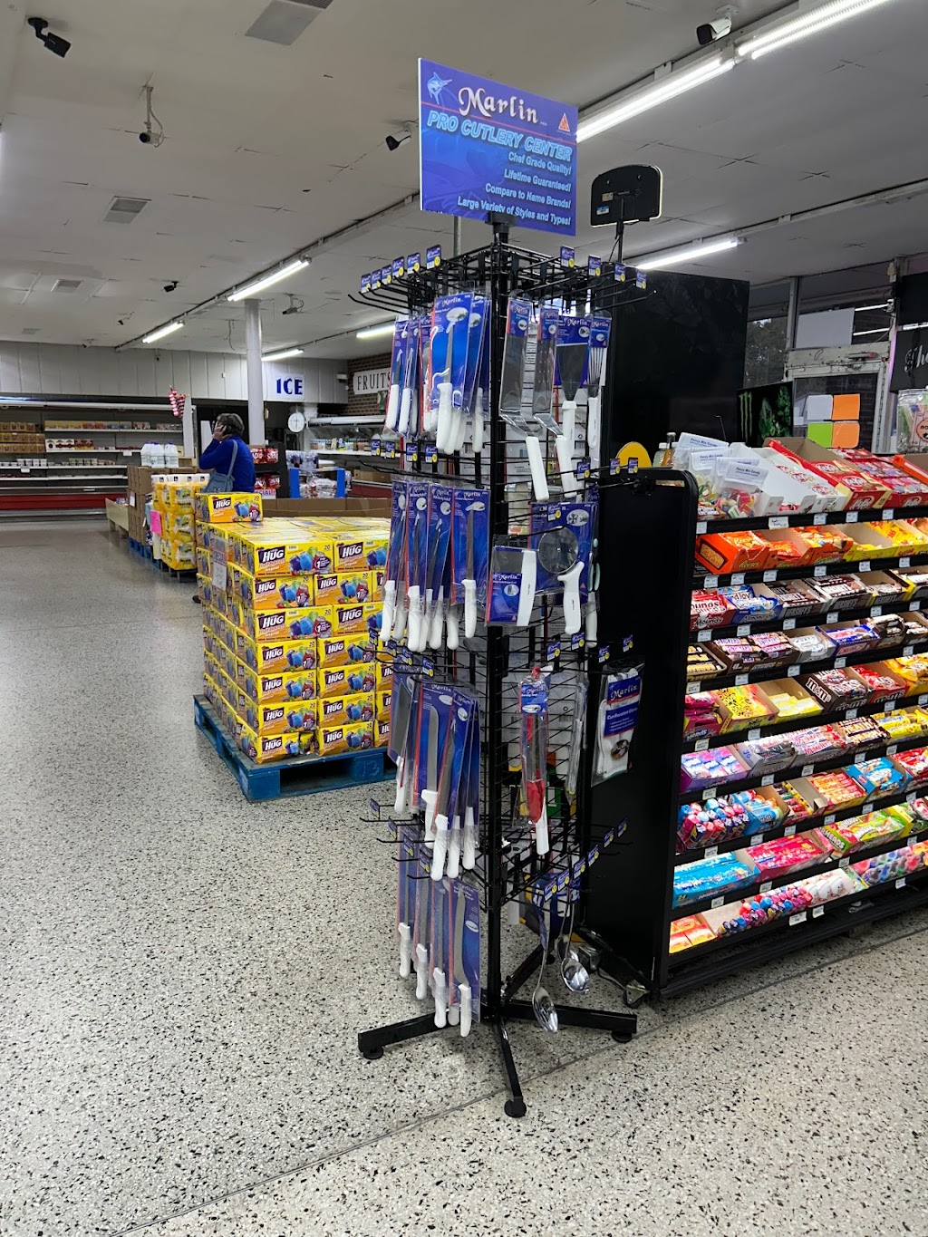 Marks Supermarket/Restaurant | cafe | 317 US-64, Creswell, NC 27928, USA | 2527974808 OR +1 252-797-4808