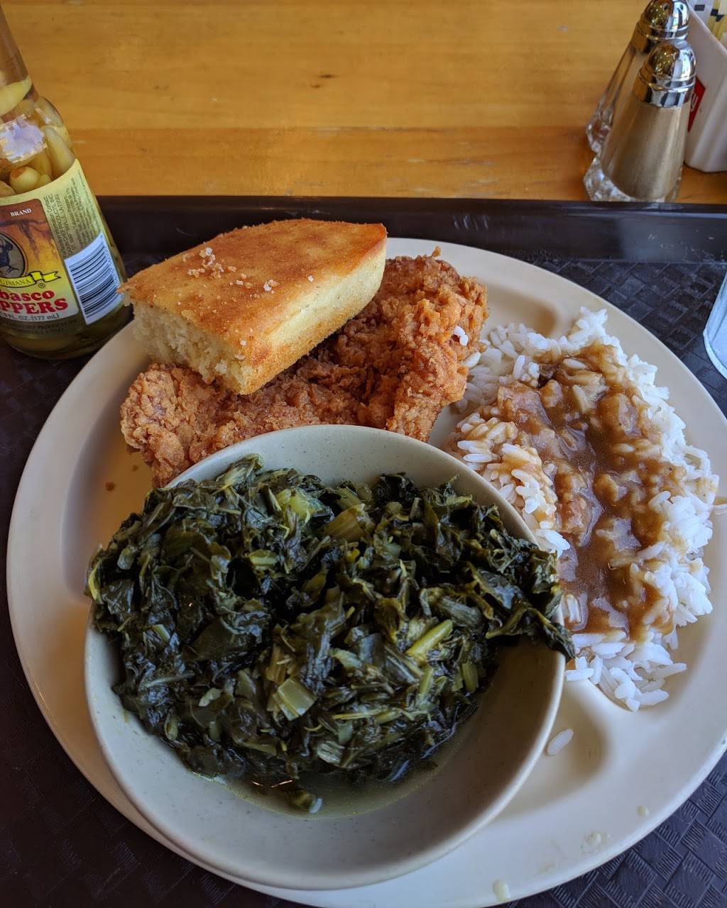 Airport View | restaurant | 3670 Georgia Ave, Hapeville, GA 30354, USA | 4047630707 OR +1 404-763-0707