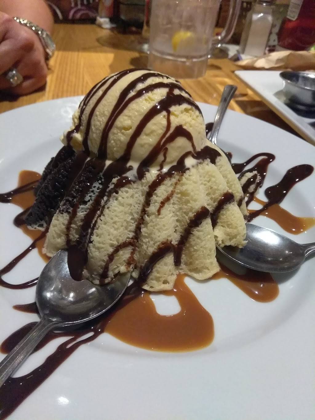 Chilis Grill & Bar | meal takeaway | 6635 Clinton Hwy, Knoxville, TN 37912, USA | 8659384372 OR +1 865-938-4372