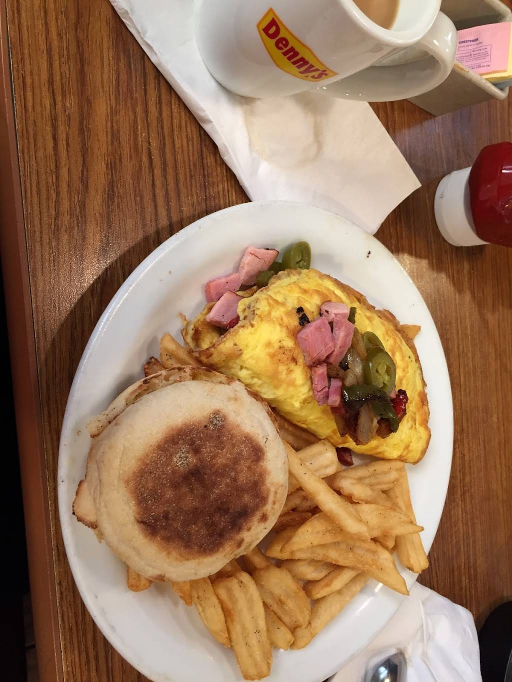 Dennys | restaurant | 1491 W Pacheco Blvd, Los Banos, CA 93635, USA | 2098267071 OR +1 209-826-7071