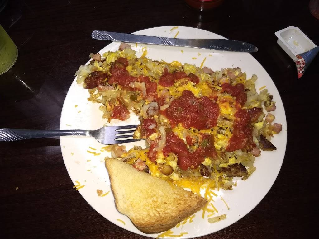 Prop Blast Cafe | restaurant | 302 Airport Dr, Coldwater, MI 49036, USA | 5177816000 OR +1 517-781-6000