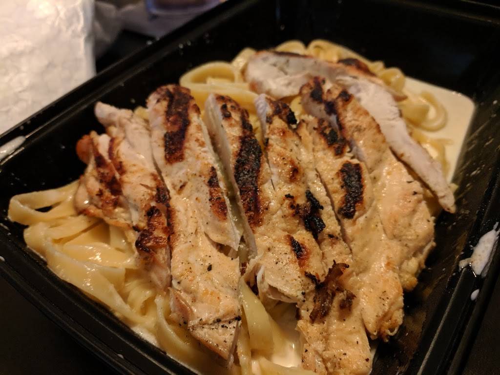 Lauras Pizza and Pasta | restaurant | 1546 W 35th St, Chicago, IL 60609, USA | 7738010099 OR +1 773-801-0099