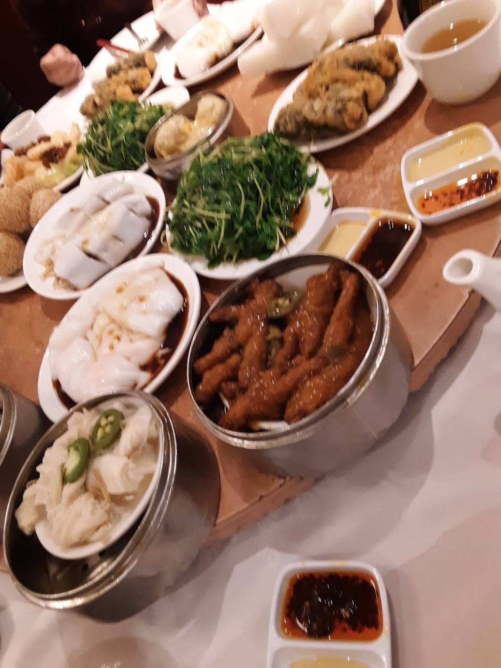 Seafood House | restaurant | 18329 Pioneer Blvd, Artesia, CA 90701, USA | 5628607794 OR +1 562-860-7794