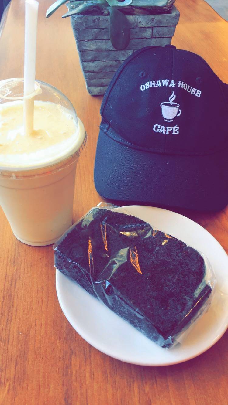 Cafe Oshawa House | restaurant | 62 King St W, Oshawa, ON L1H 1A6, Canada | 9052407355 OR +1 905-240-7355