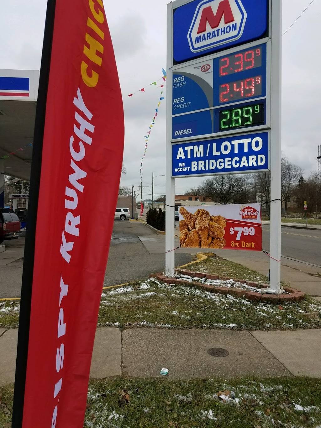 Krispy krunchy chicken | restaurant | 21740 Fenkell Ave, Detroit, MI 48223, USA | 3133558830 OR +1 313-355-8830