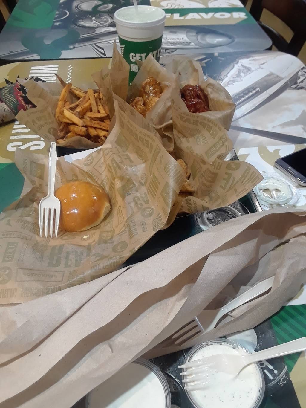 Wingstop | restaurant | 540 Southbridge St, Worcester, MA 01610, USA | 7742439464 OR +1 774-243-9464