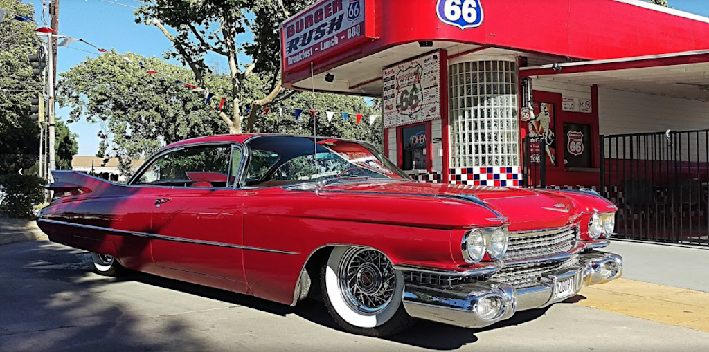 The Burger Rush | restaurant | 2703 E Foothill Blvd, Rialto, CA 92376, USA | 9099905931 OR +1 909-990-5931