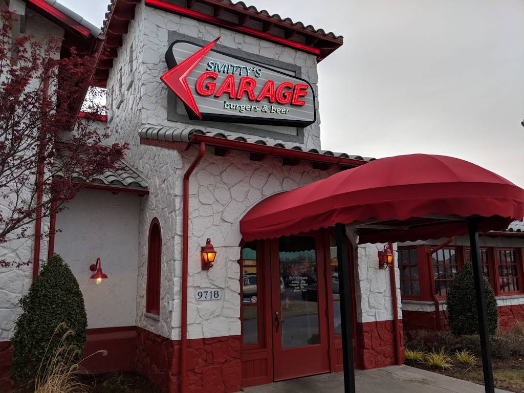 Smittys Garage Burgers and Beer | restaurant | 9718 Riverside Pkwy, Tulsa, OK 74137, USA | 9182967239 OR +1 918-296-7239
