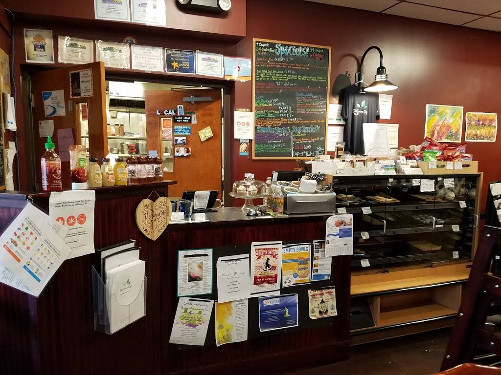 The Farm Cafe & Concessions Food Truck | cafe | 12 Emerald St, Keene, NH 03431, USA | 6033543521 OR +1 603-354-3521
