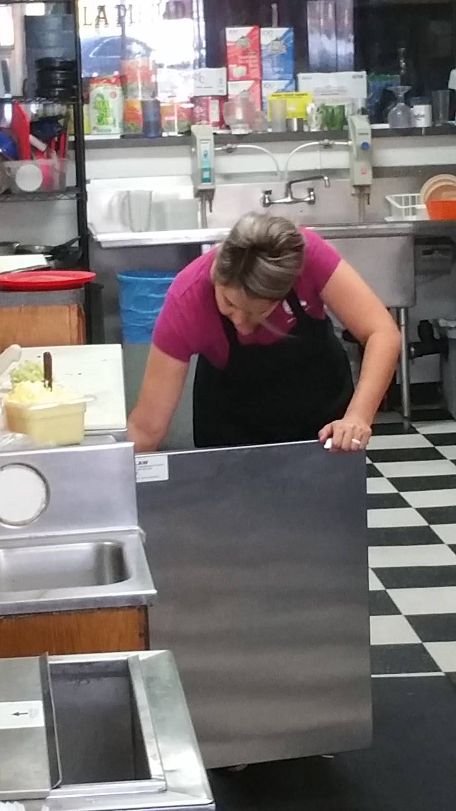 Taqueria La Piedad | restaurant | 228 E Kings St # C, Avenal, CA 93204, USA | 5593869474 OR +1 559-386-9474