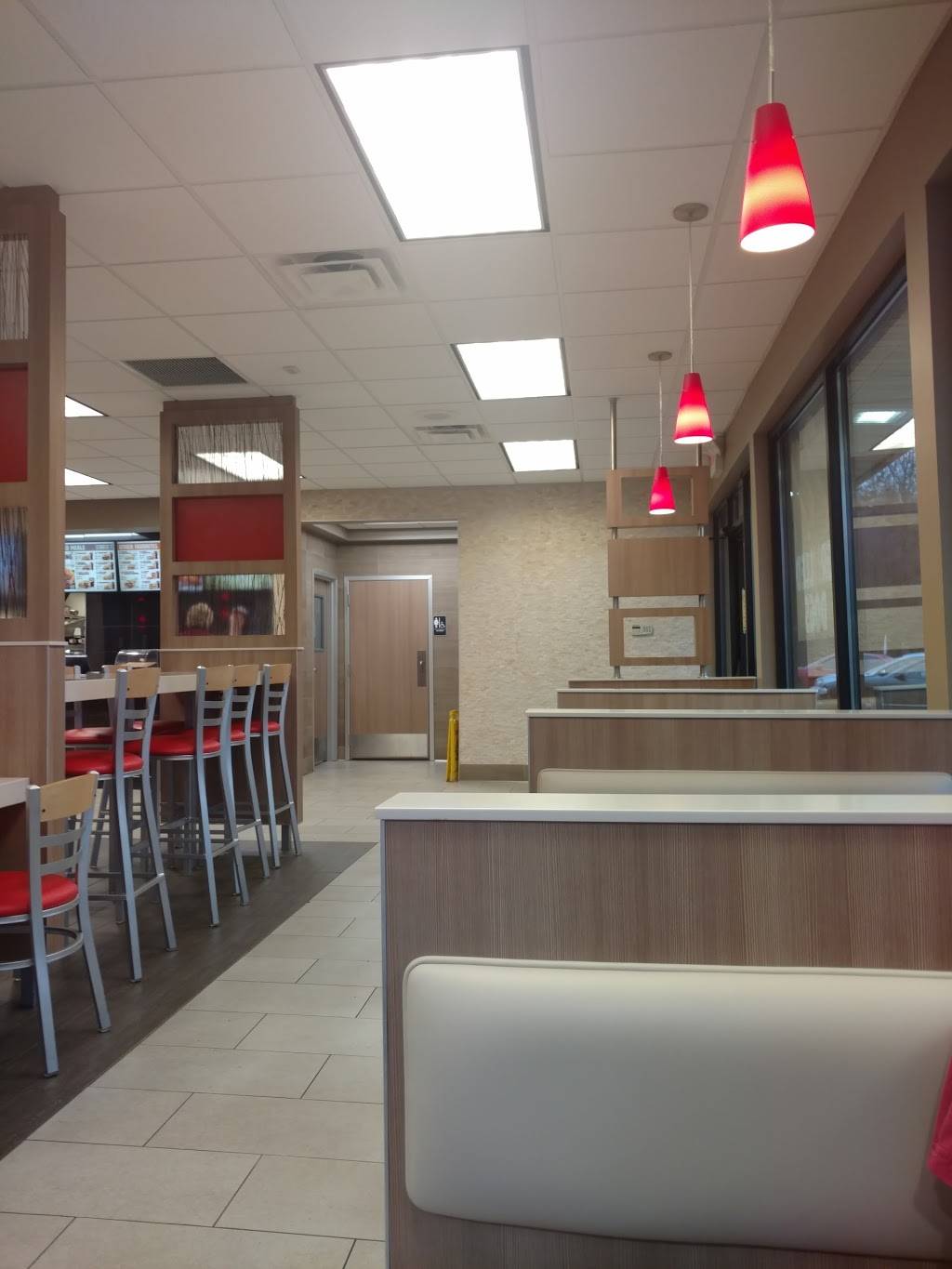 Burger King | restaurant | 649 E State St, Georgetown, OH 45121, USA | 9373784316 OR +1 937-378-4316