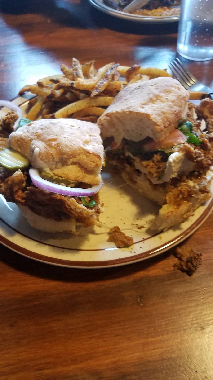 Railroad Bills Dining Car | restaurant | 621 Des Moines St, Des Moines, IA 50309, USA | 5152430247 OR +1 515-243-0247