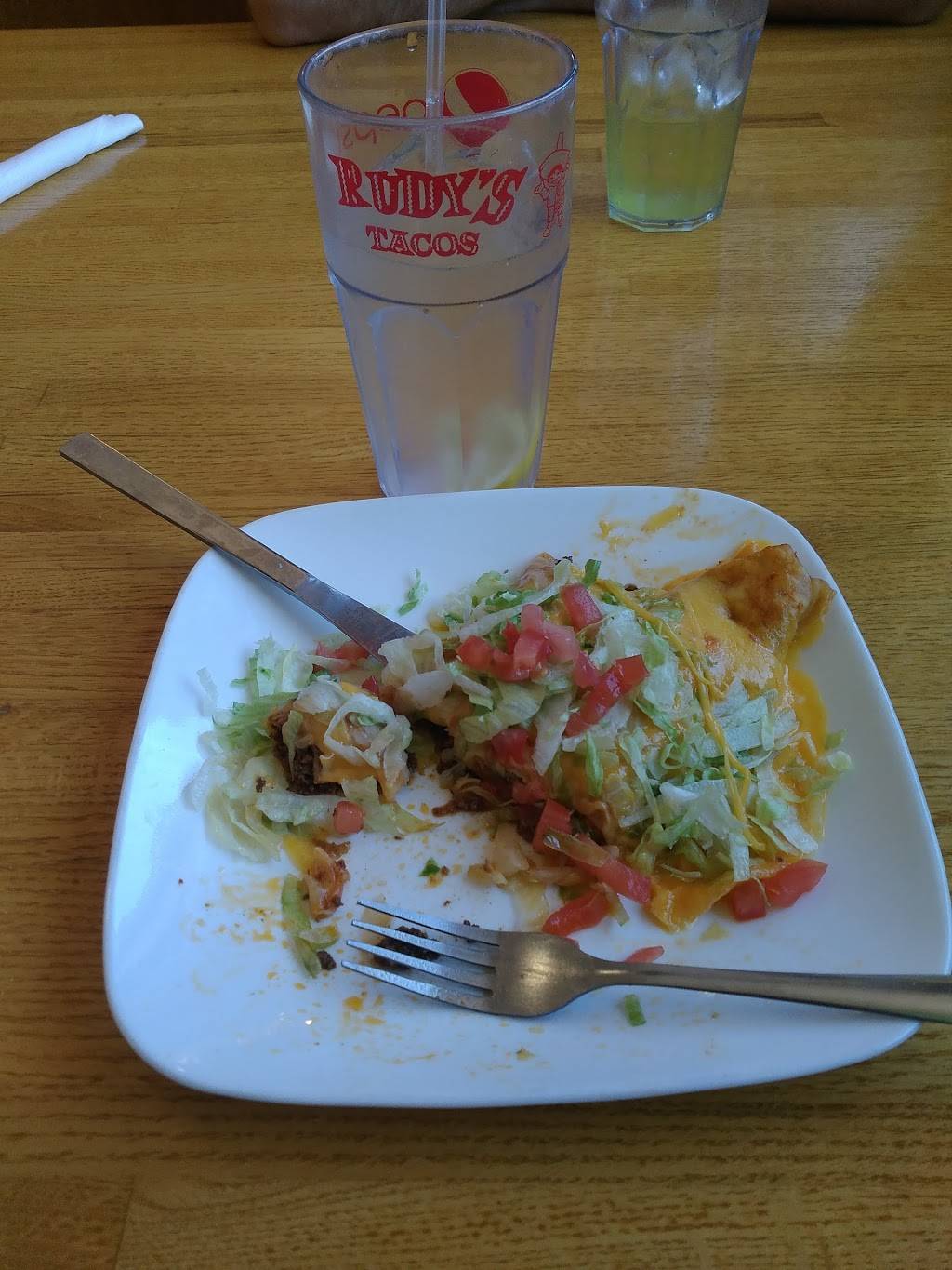 Rudys Tacos | restaurant | 3111 Devils Glen Rd, Bettendorf, IA 52722, USA | 5633321313 OR +1 563-332-1313
