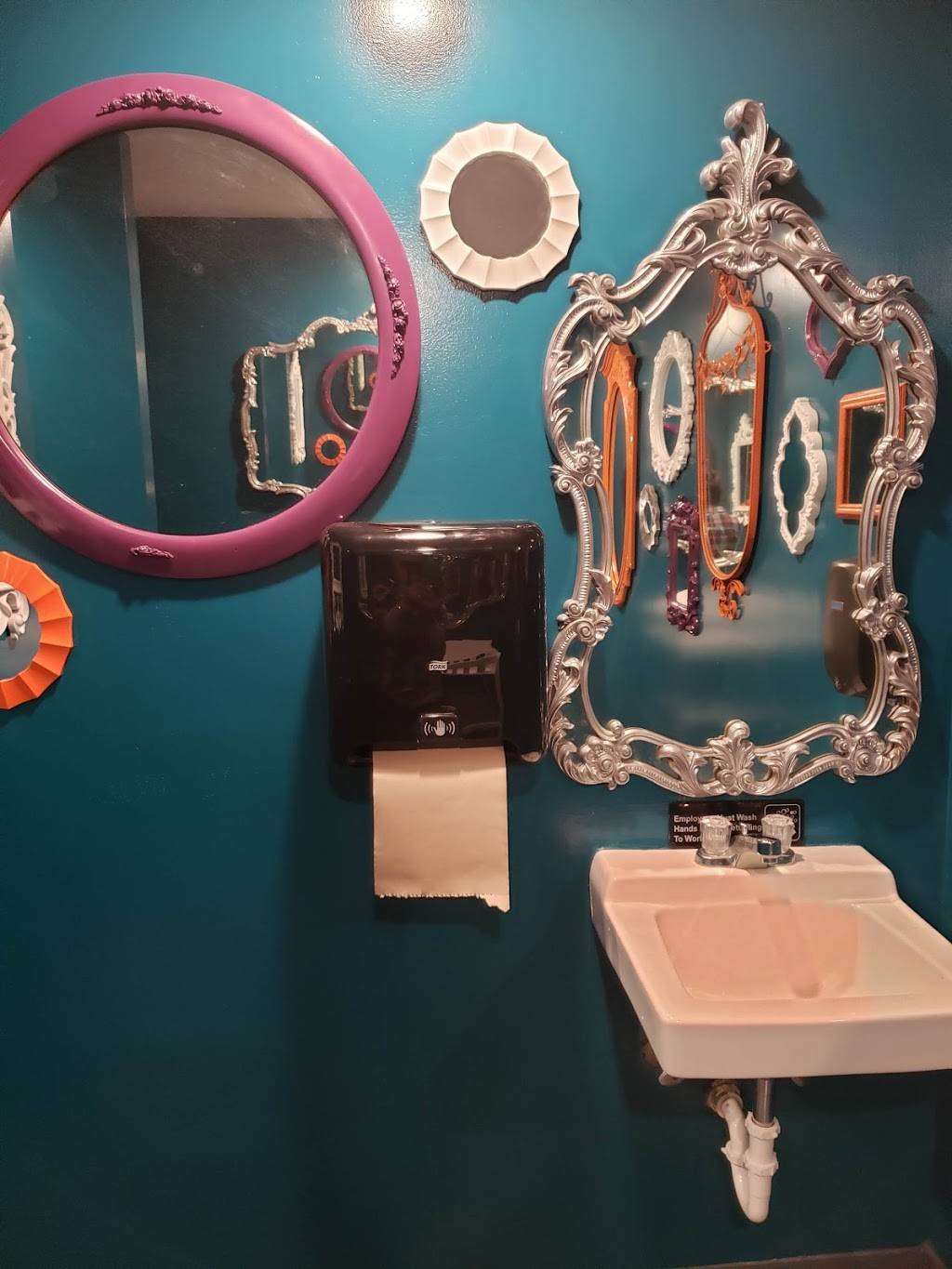 Vertigo Fusion Kitchen | restaurant | 117 12th St, Columbus, GA 31901, USA | 7062215698 OR +1 706-221-5698