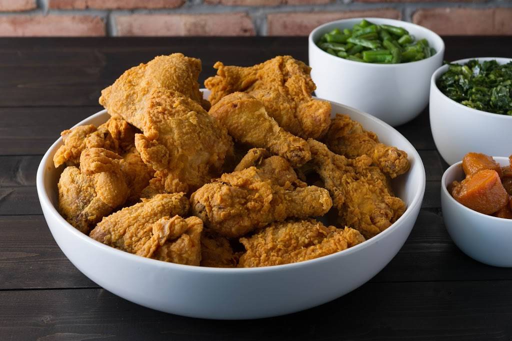 Wings n Things | restaurant | 1717 Dutch Broadway, Elmont, NY 11003, USA | 5163417075 OR +1 516-341-7075