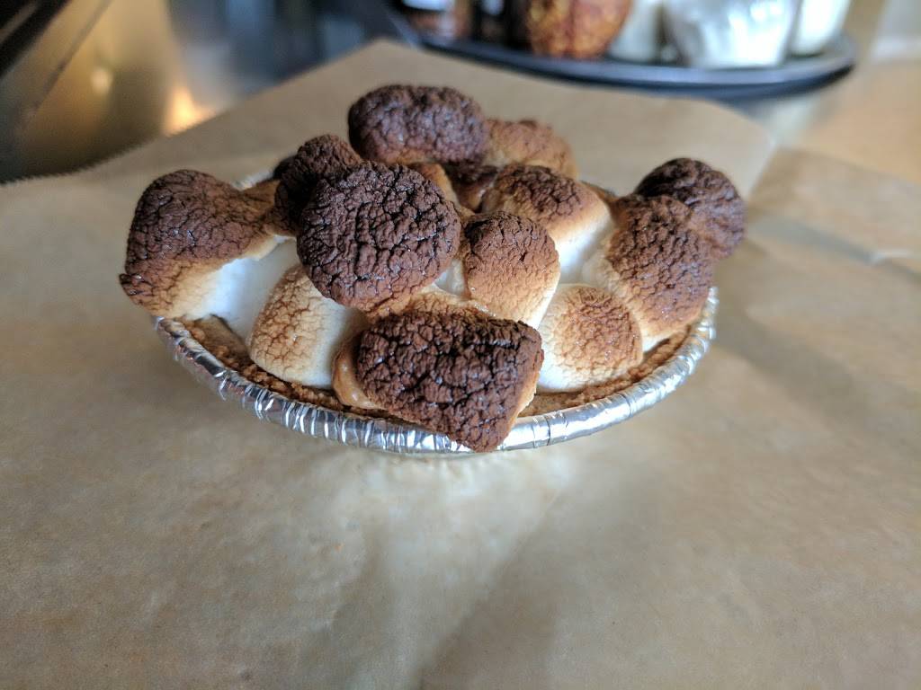 Flippin Pizza | restaurant | 2440 S Melrose Dr, Vista, CA 92081, USA | 7605988005 OR +1 760-598-8005