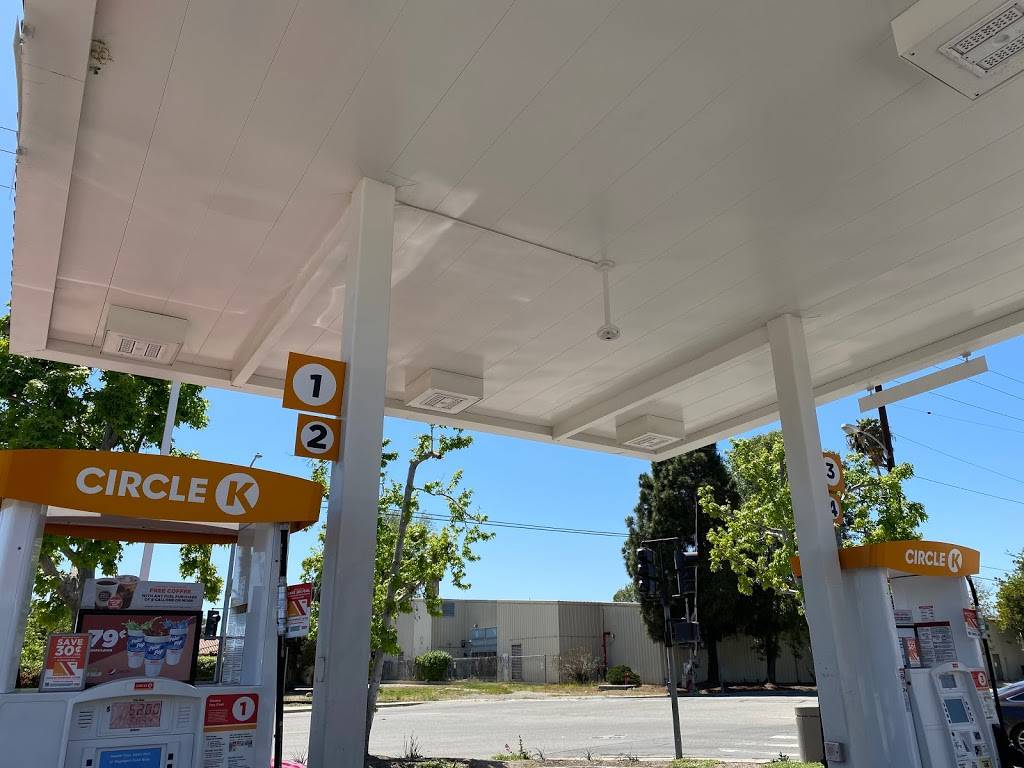 Circle K | meal takeaway | 765 W Harvard Blvd, Santa Paula, CA 93060, USA | 8059339461 OR +1 805-933-9461