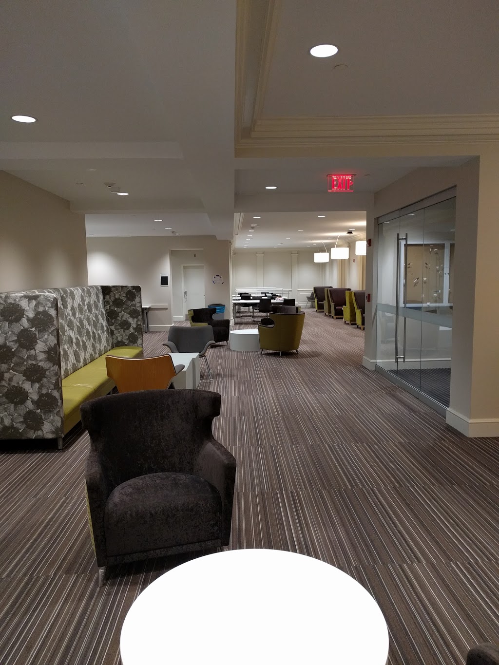 Andrews Commons | restaurant | 211 Bowen St, Providence, RI 02912, USA | 4018633343 OR +1 401-863-3343