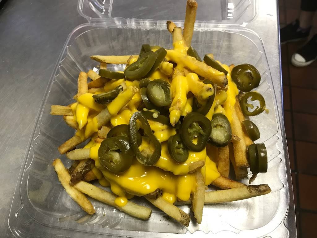 West Street Burger South Wichita | restaurant | 2560 S Seneca St, Wichita, KS 67217, USA | 3164405365 OR +1 316-440-5365