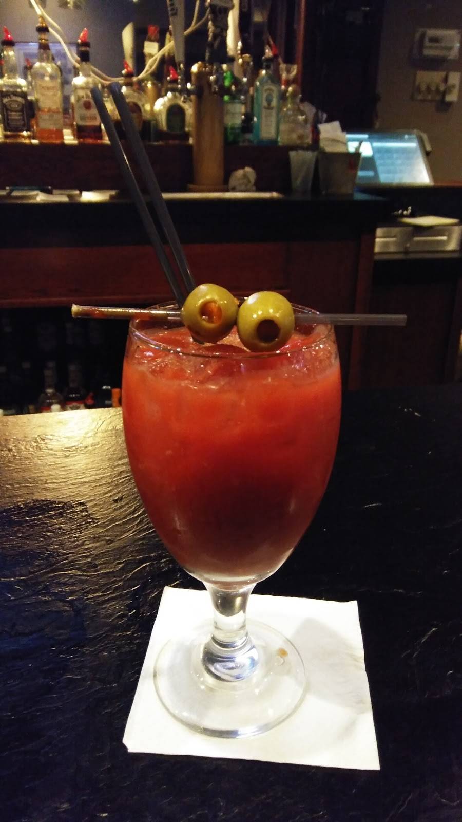 Inner Circle PIZZA-YSU | restaurant | 318 Elm St, Youngstown, OH 44503, USA | 3307445448 OR +1 330-744-5448