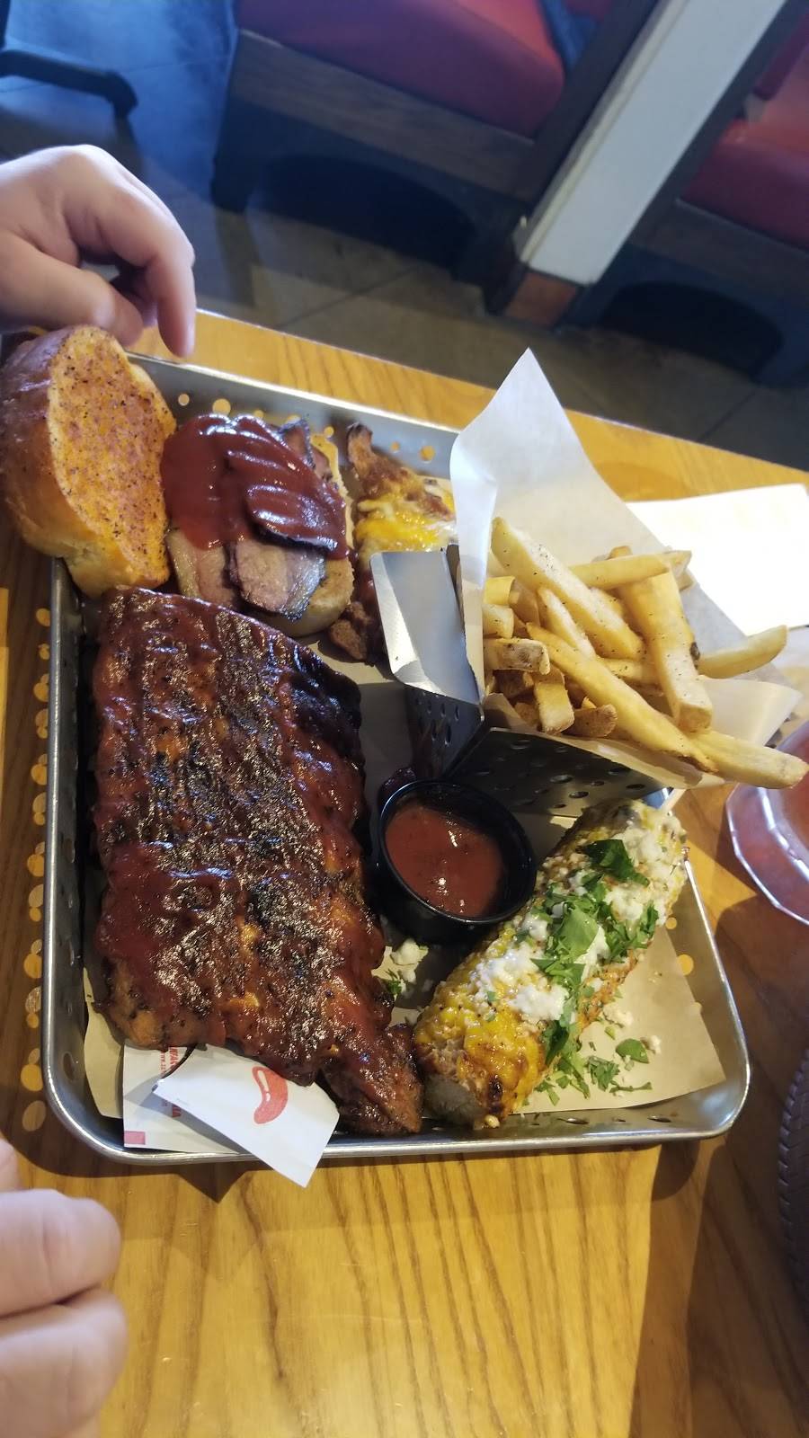 Chilis Grill & Bar | restaurant | 755 NW Broad St, Murfreesboro, TN 37129, USA | 6158672855 OR +1 615-867-2855