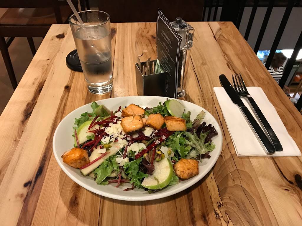 LYFE Kitchen | cafe | 270 E Ontario St, Chicago, IL 60611, USA | 3129331035 OR +1 312-933-1035