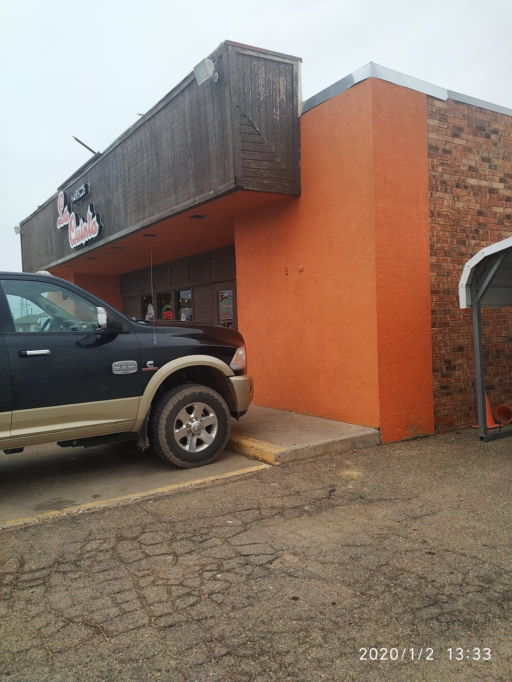 Mariscos La Quinta | restaurant | 324 S Dumas Ave, Dumas, TX 79029, USA | 8069358450 OR +1 806-935-8450