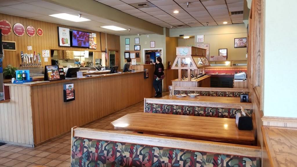 Round Table Pizza | meal delivery | 1449 E F St, Oakdale, CA 95361, USA | 2098472296 OR +1 209-847-2296