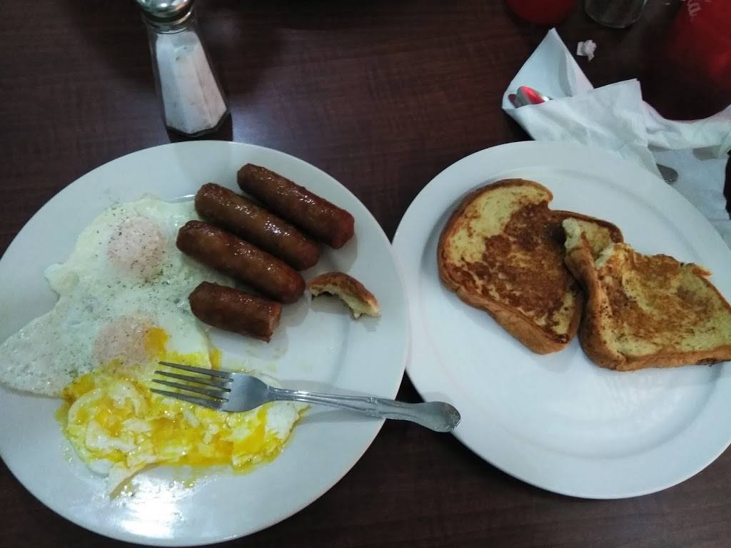 Oscars Family Restaurant | restaurant | 267 US-27, Sebring, FL 33870, USA | 8634710550 OR +1 863-471-0550