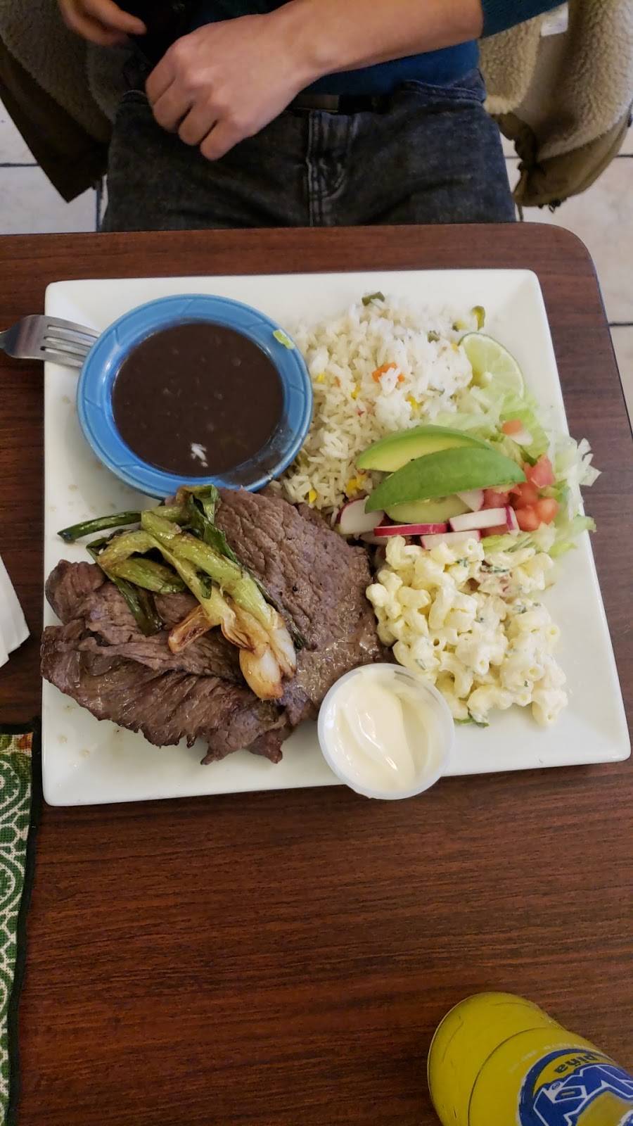 Primos | restaurant | 410 Broadway, Newburgh, NY 12550, USA | 8457844735 OR +1 845-784-4735